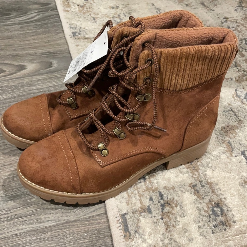 NWT Faux suede combat boots